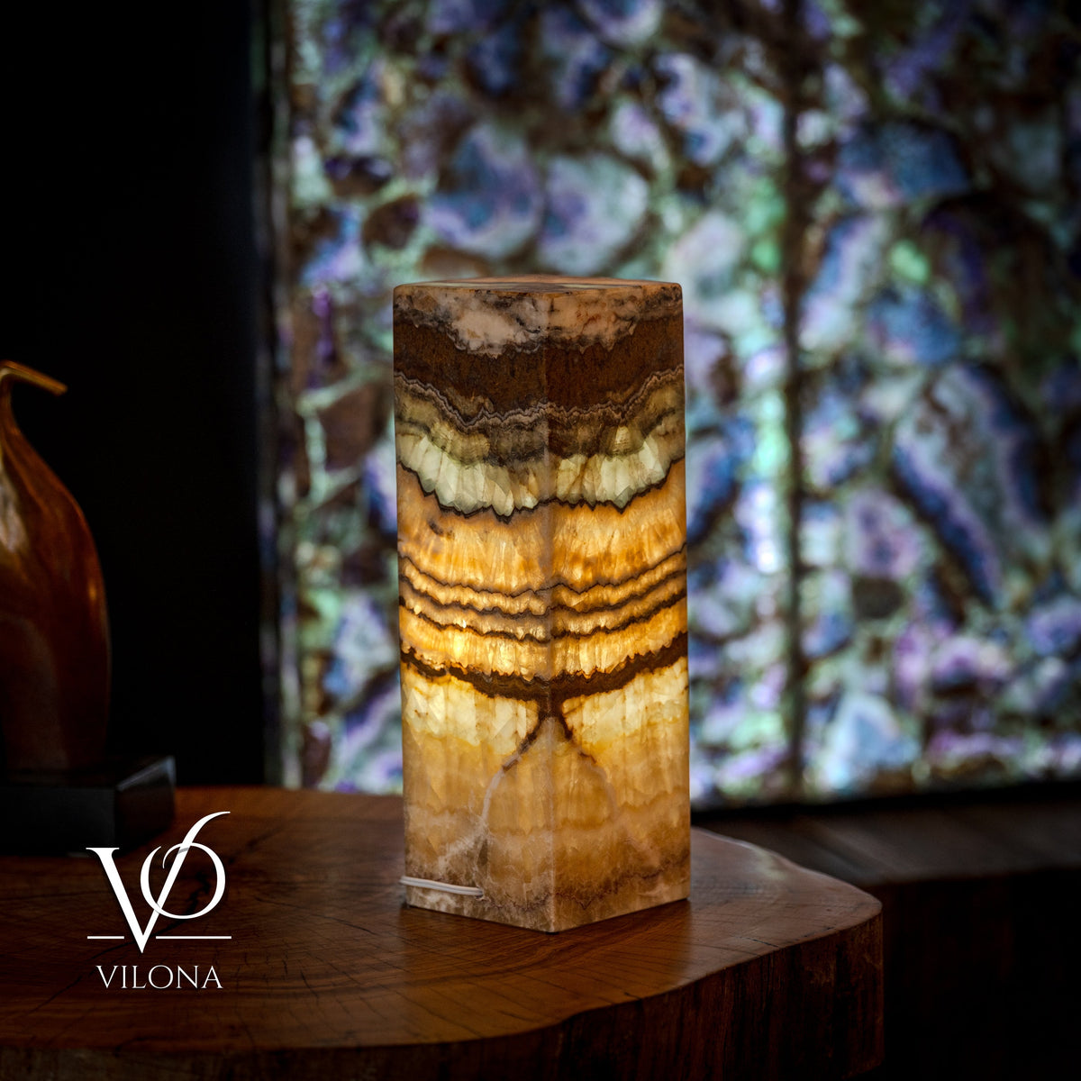 Aqua Onyx Table Lamp - Small - (18" Tall, 6x6" Closed Top Square #69)