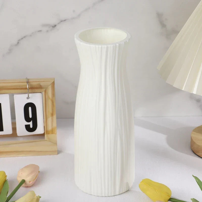 White Plastic Vase For Home And Wedding Decor