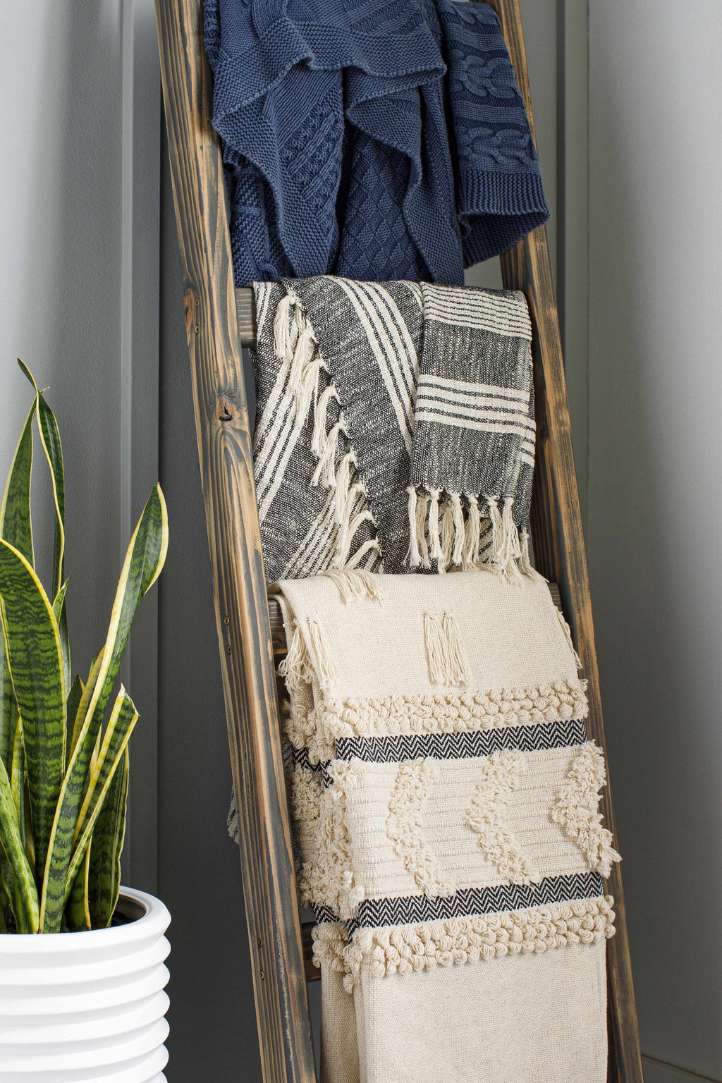 Boondall Ivory Cotton Throw Blanket with tassels