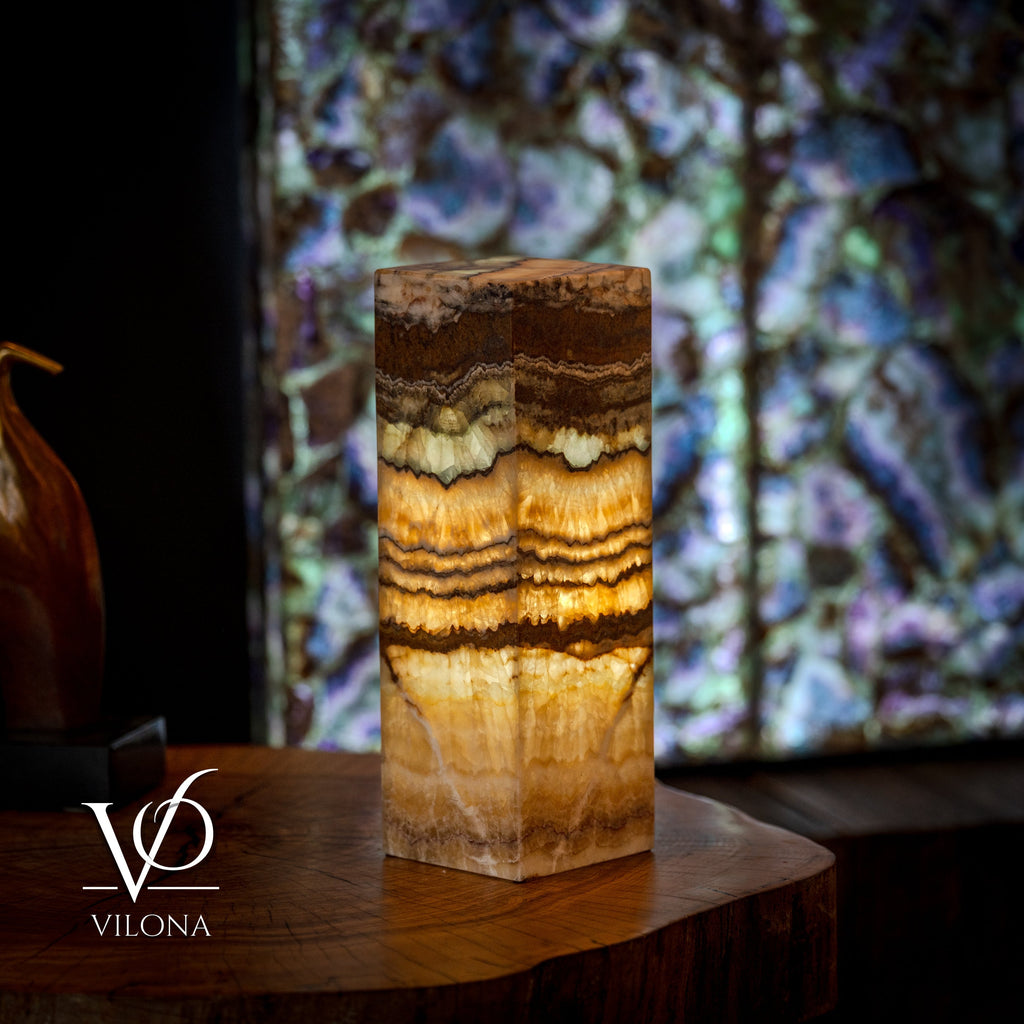 Aqua Onyx Table Lamp - Small - (18" Tall, 6x6" Closed Top Square #69)