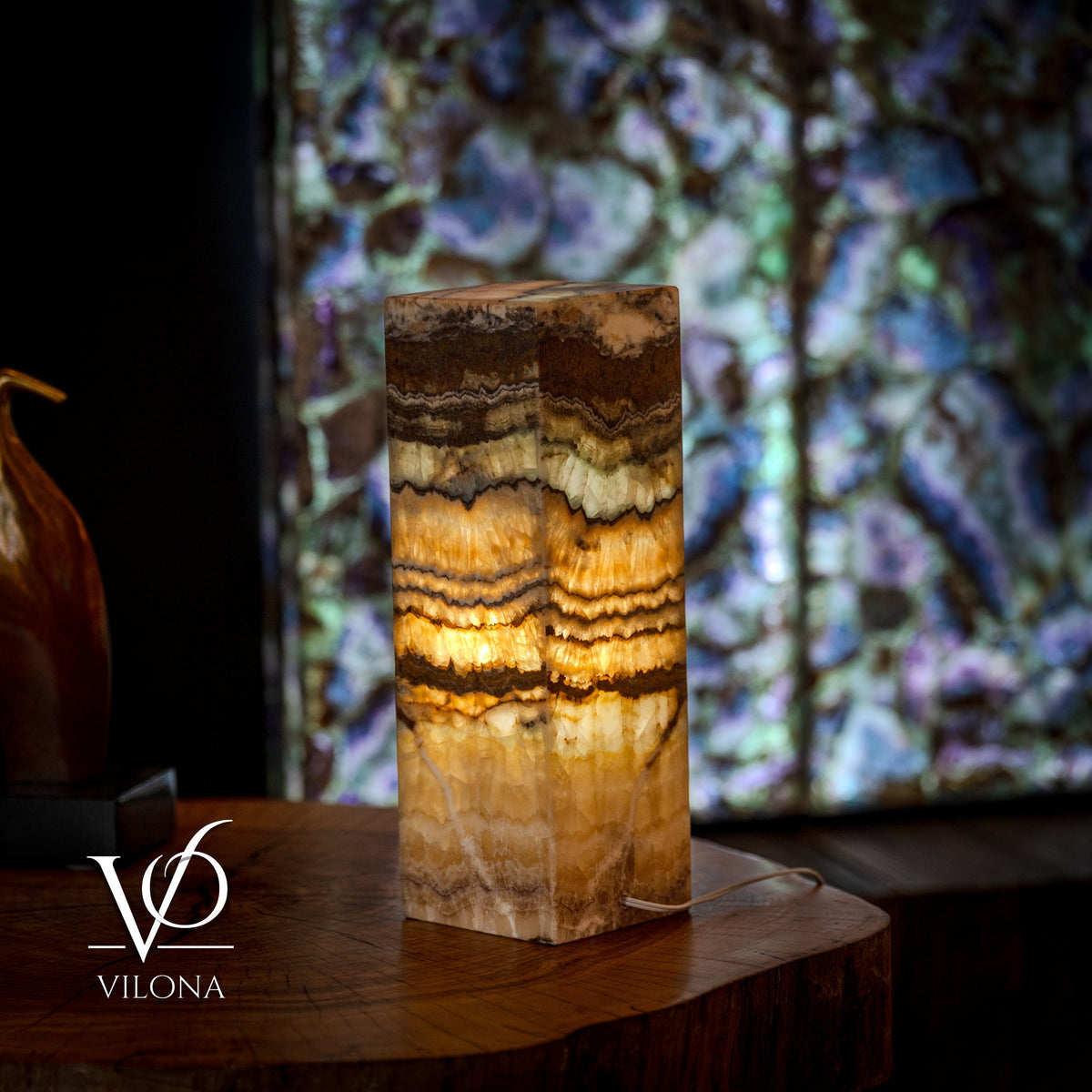 Aqua Onyx Table Lamp - Small - (18" Tall, 6x6" Closed Top Square #69)
