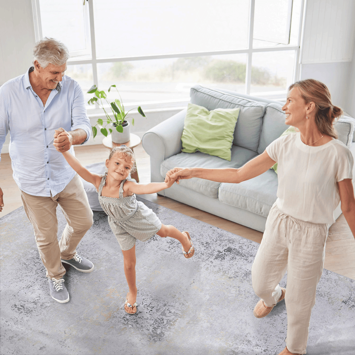 Naar Maval Collection Gray/Gold Abstract Washable Area Rug