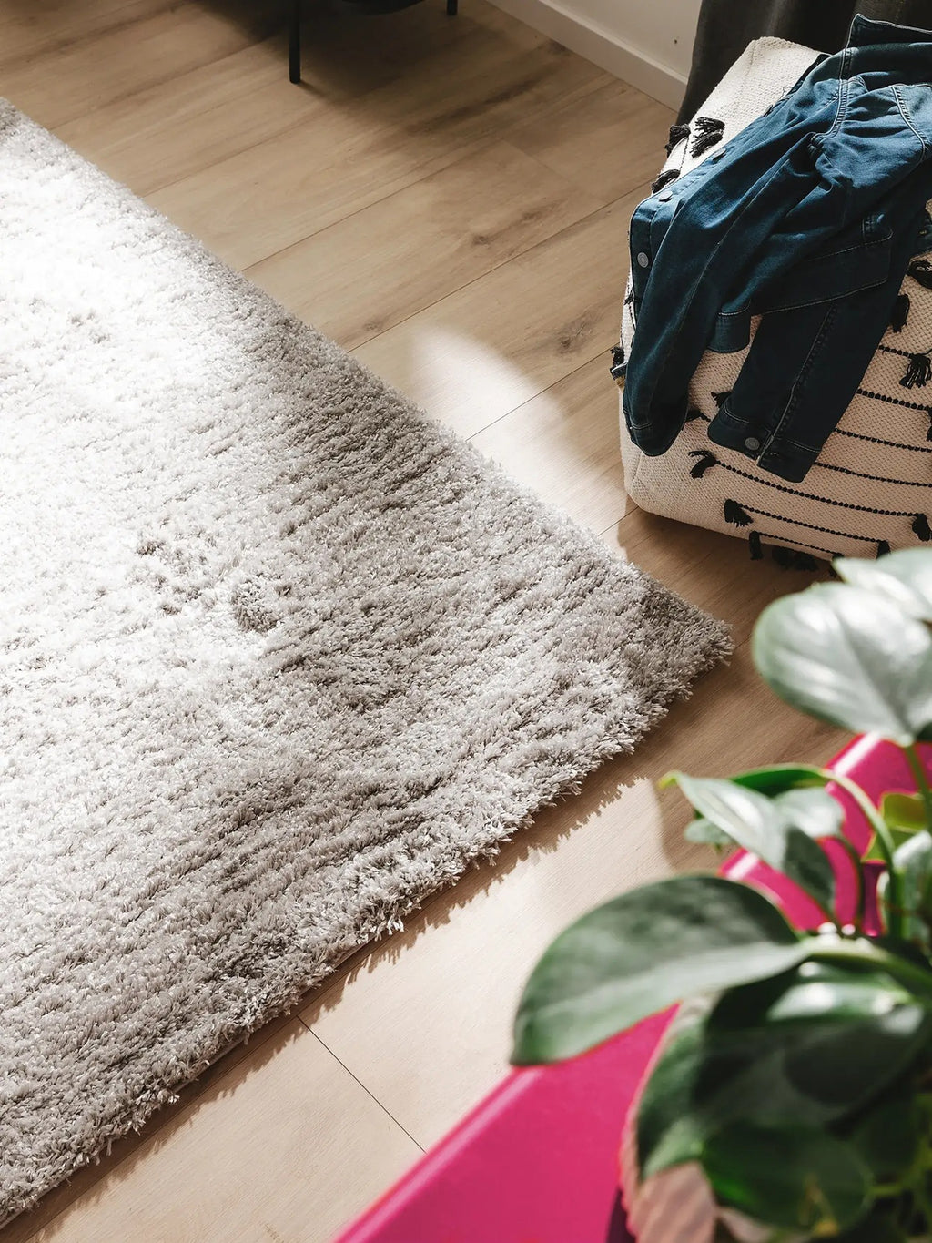 Naar Merino Collection Gray Shaggy Rug