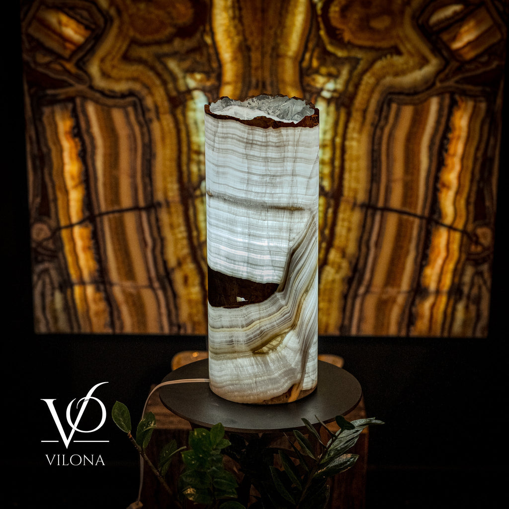 Ice Onyx Table Lamp (Live Edge #4)